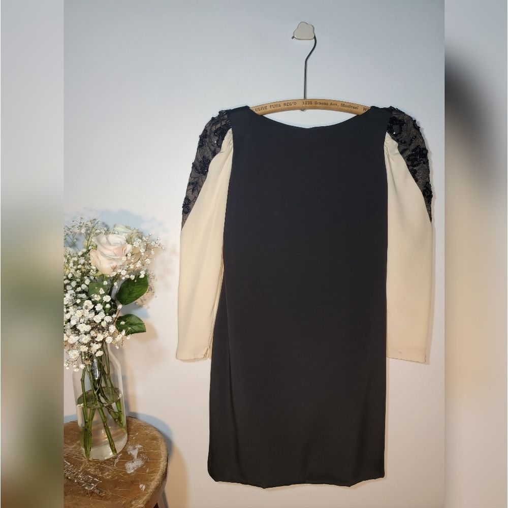 ANN Lawrence vintage black and white sequins shoulder detail dress. Size 6